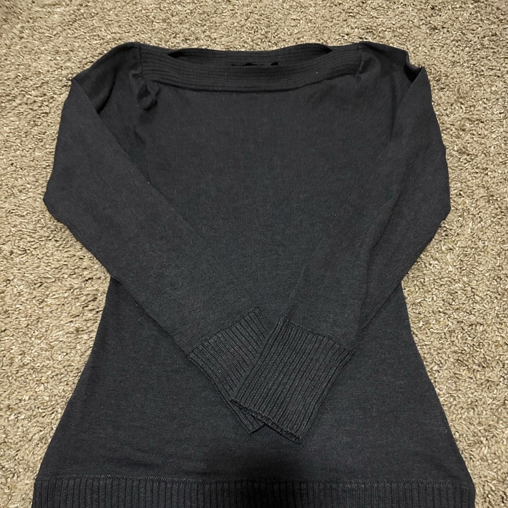 Long boat neck sweater